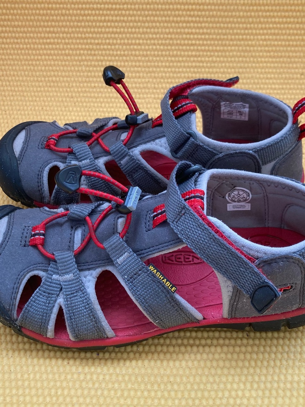 KEEN Youth Kids Seacamp II CNX Gray Waterproof Sandals Size 2y ( 8.5 inches) - Picture 3 of 8